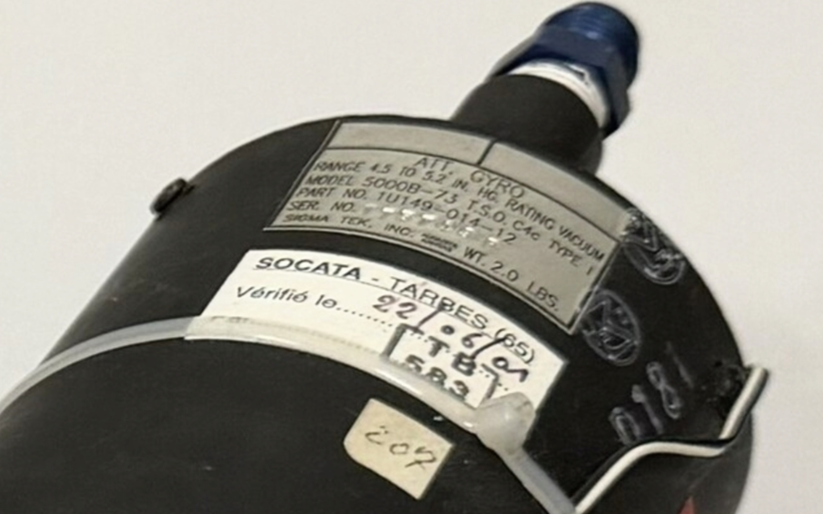 Sigma Tek 5000B-73 Vacuum Attitude Gyro - Image 6