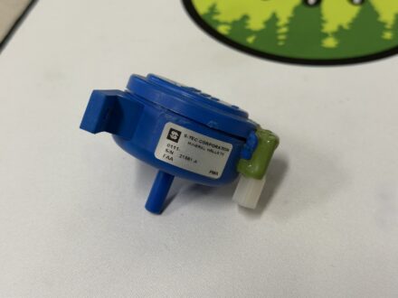 S-TEC Altitude Transducer Assembly