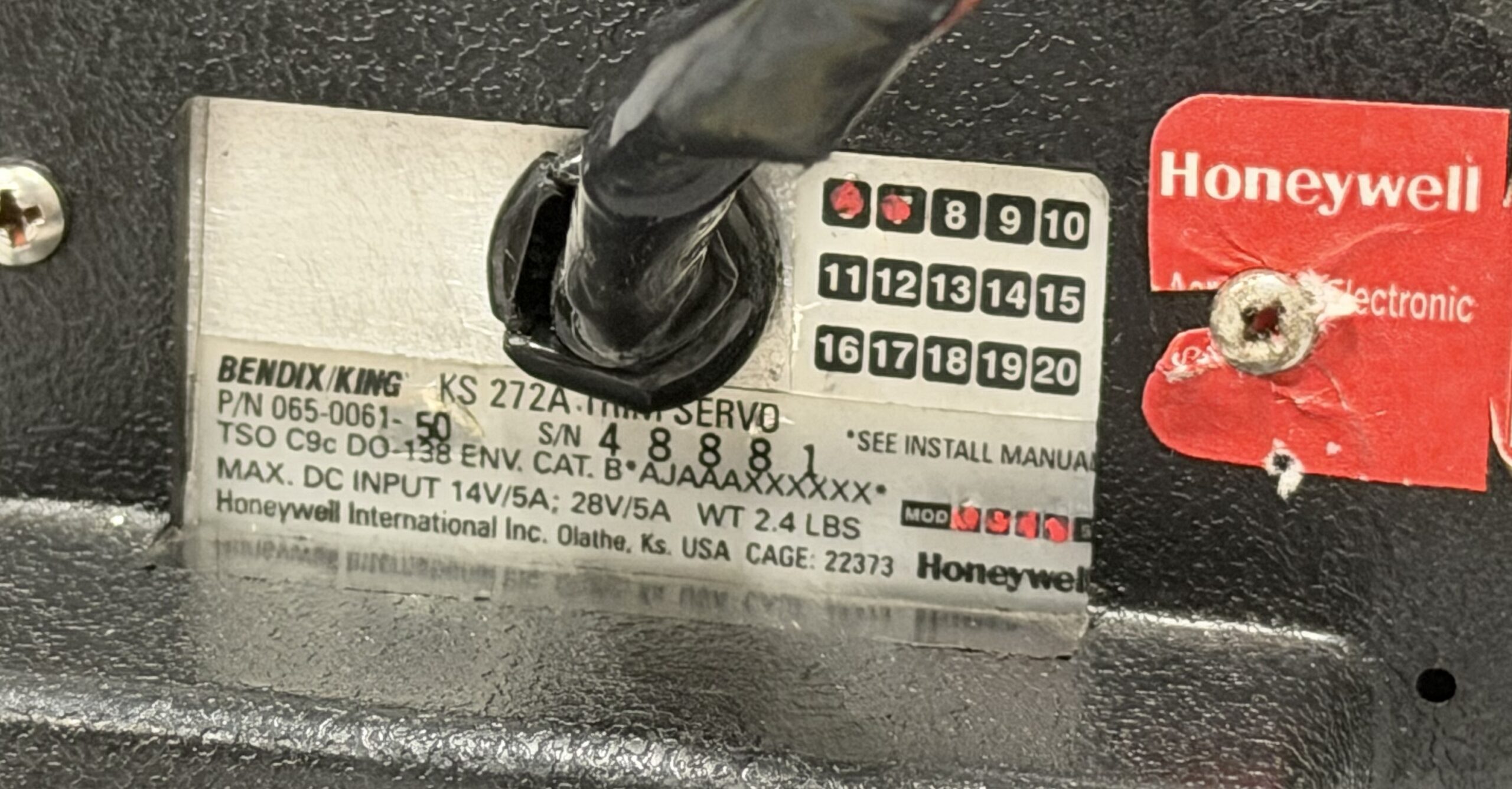 Bendix/King KS-272A Automatic Pitch Trim Servo - Image 3